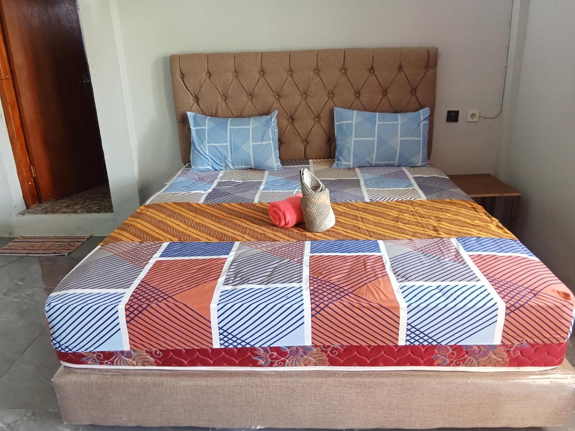 Feby'S Homestay Ekas Szoba fotó