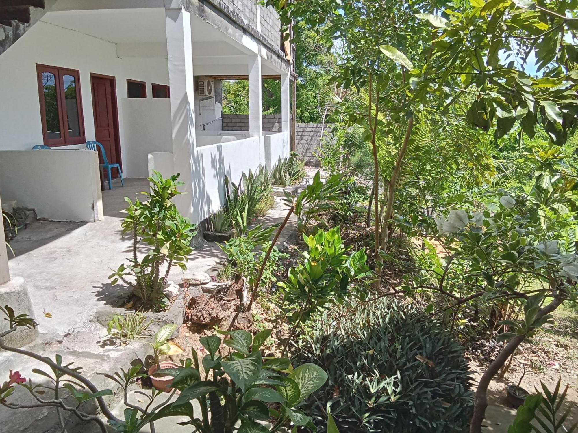 Feby'S Homestay Ekas Szoba fotó